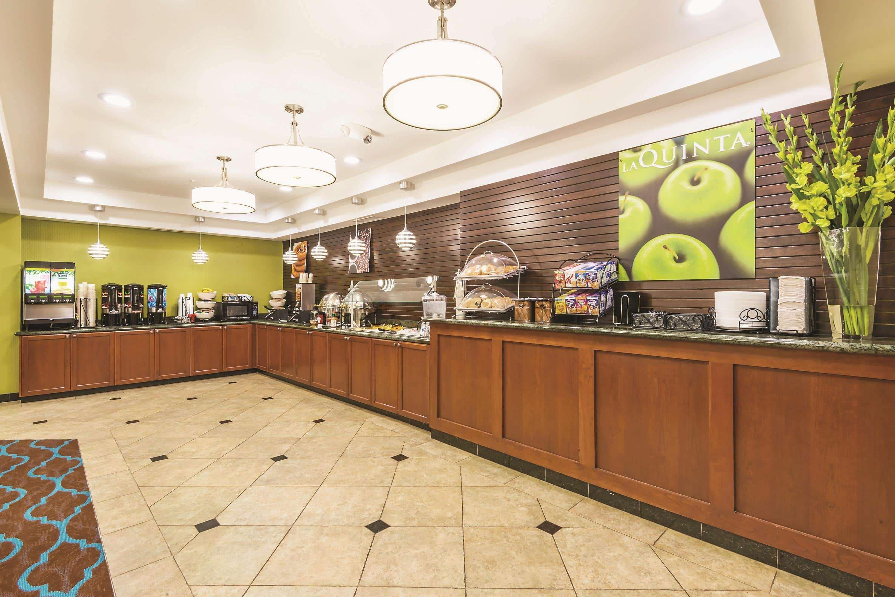 Hotel La Quinta By Wyndham Boise Towne Square Esterno foto